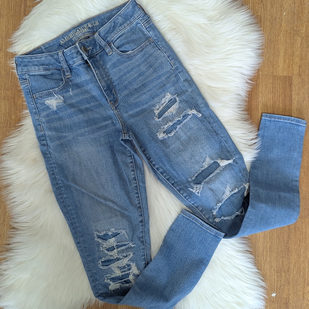 American Eagle Hi Rise Jegging Super Stretch Distressed Light Wash